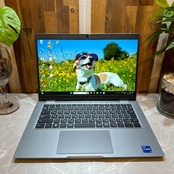 【美品 2022年式】 DELL Latitude 5330 / 第12世代 Core i5-1235U / メモリ8GB / SSD256GB