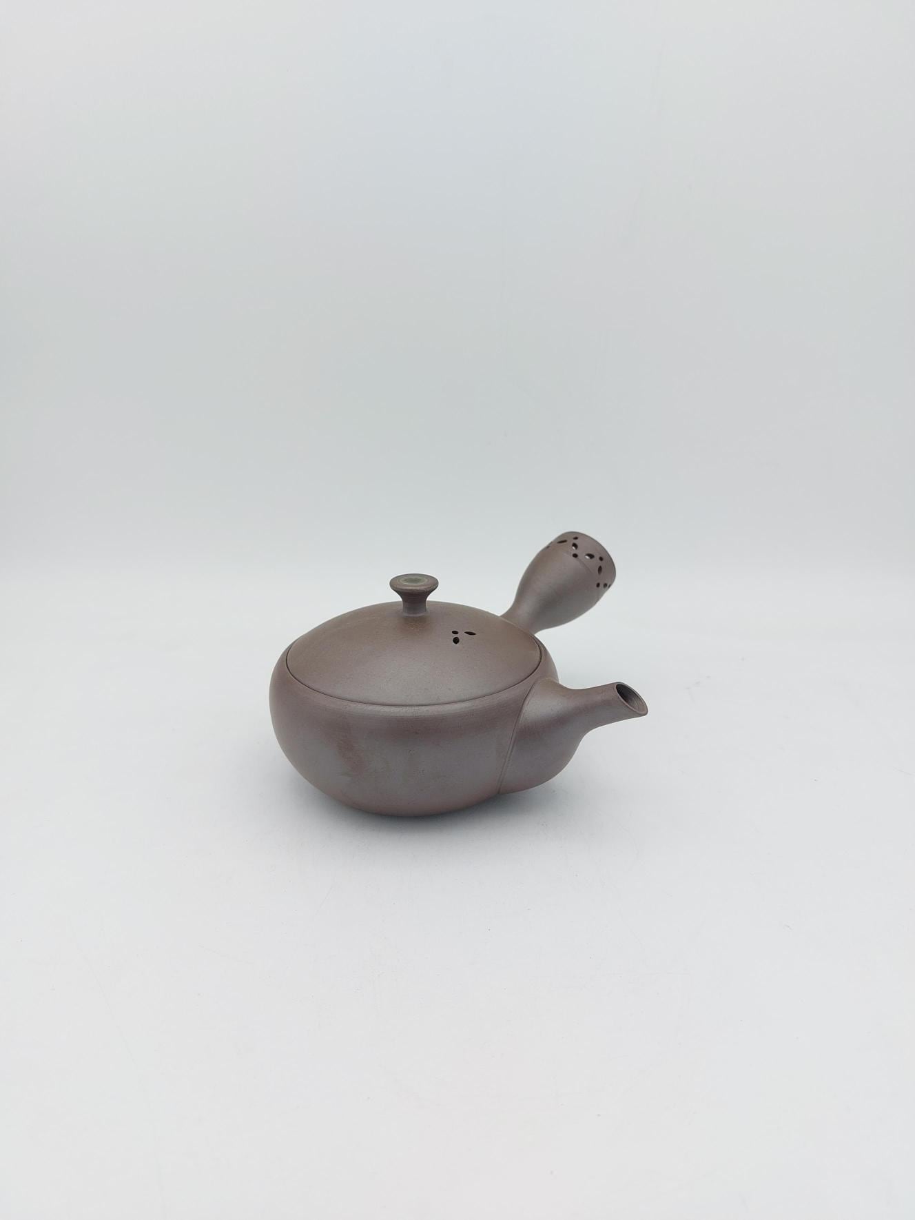 四日市萬古焼手びねり茶器 笹岡豊山作 | kyuusuchaki