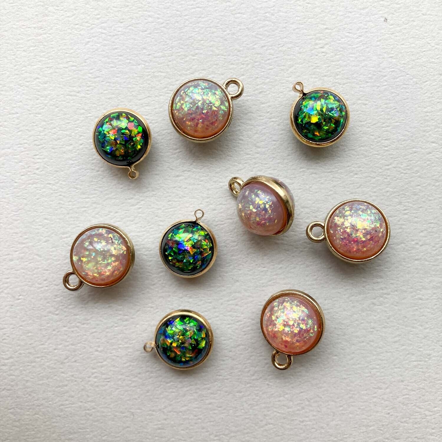 ゴールド縁ラメ入りぷっくりチャーム