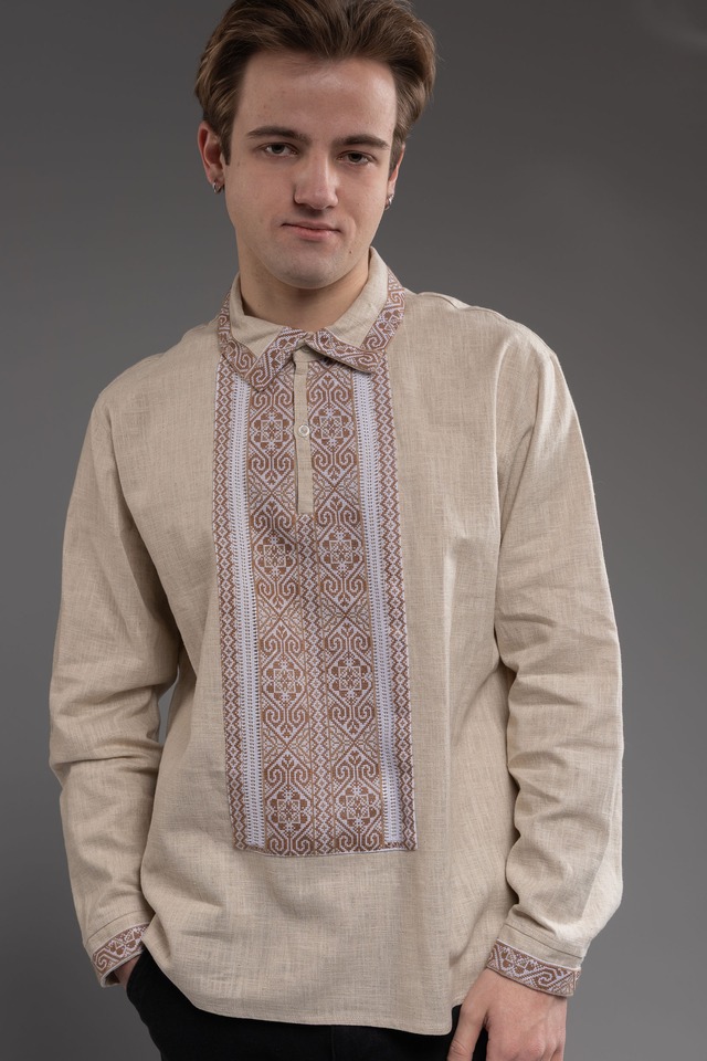 ウクライナ刺繍ヴィシヴァンカ　クロスステッチ手刺繍　Lサイズ　メンズ