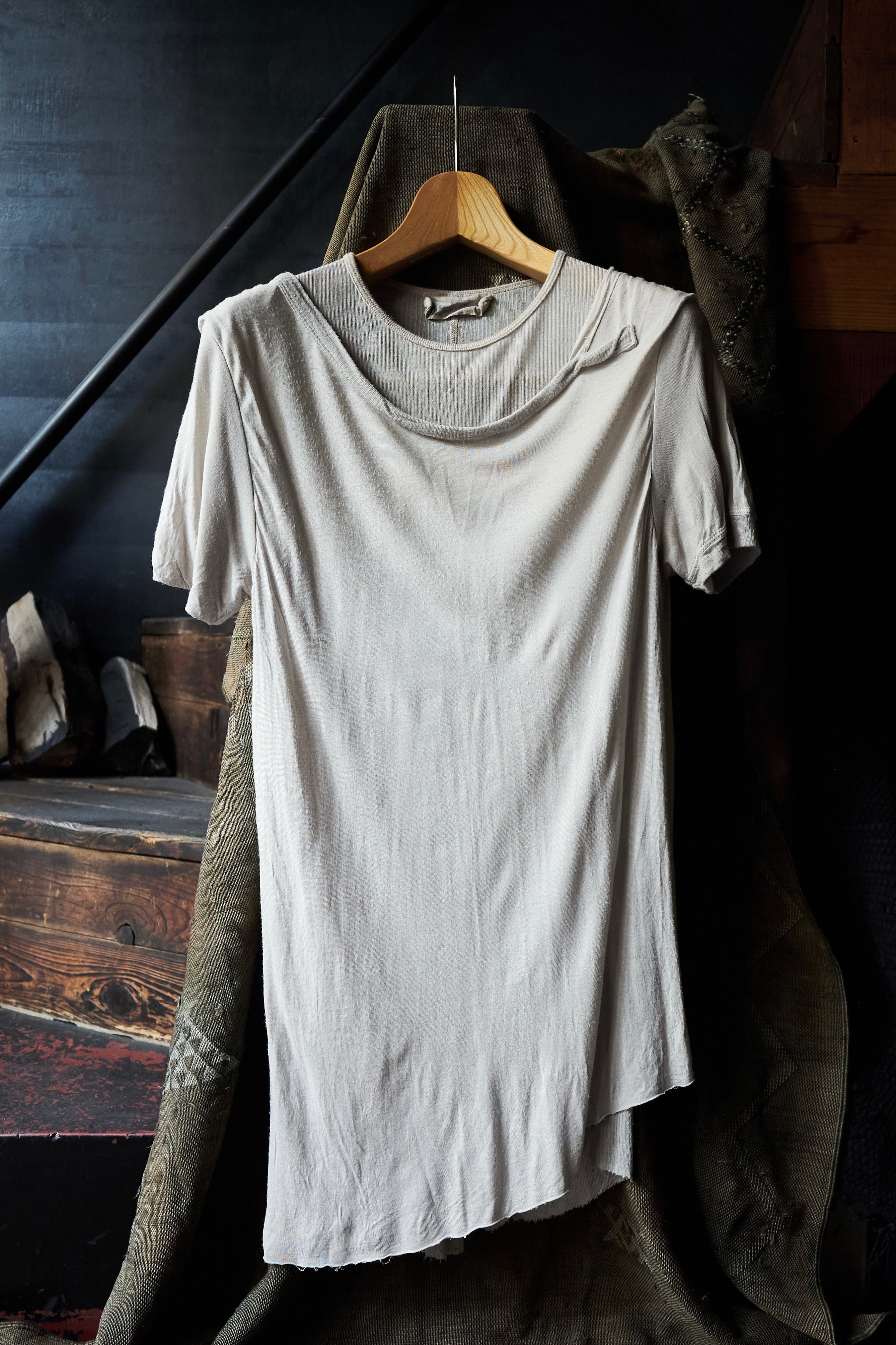 00s Nicolas&Mark ドレープレイヤードL/Sトップ NiCOLAS & MARK Layered docking pattern T-shirt | FOLLIEE.