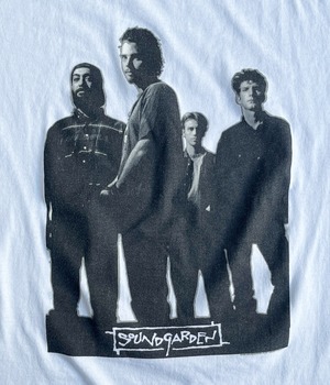 Vintage 90s XL Rock band T-shirt -SOUNDGARDEN-