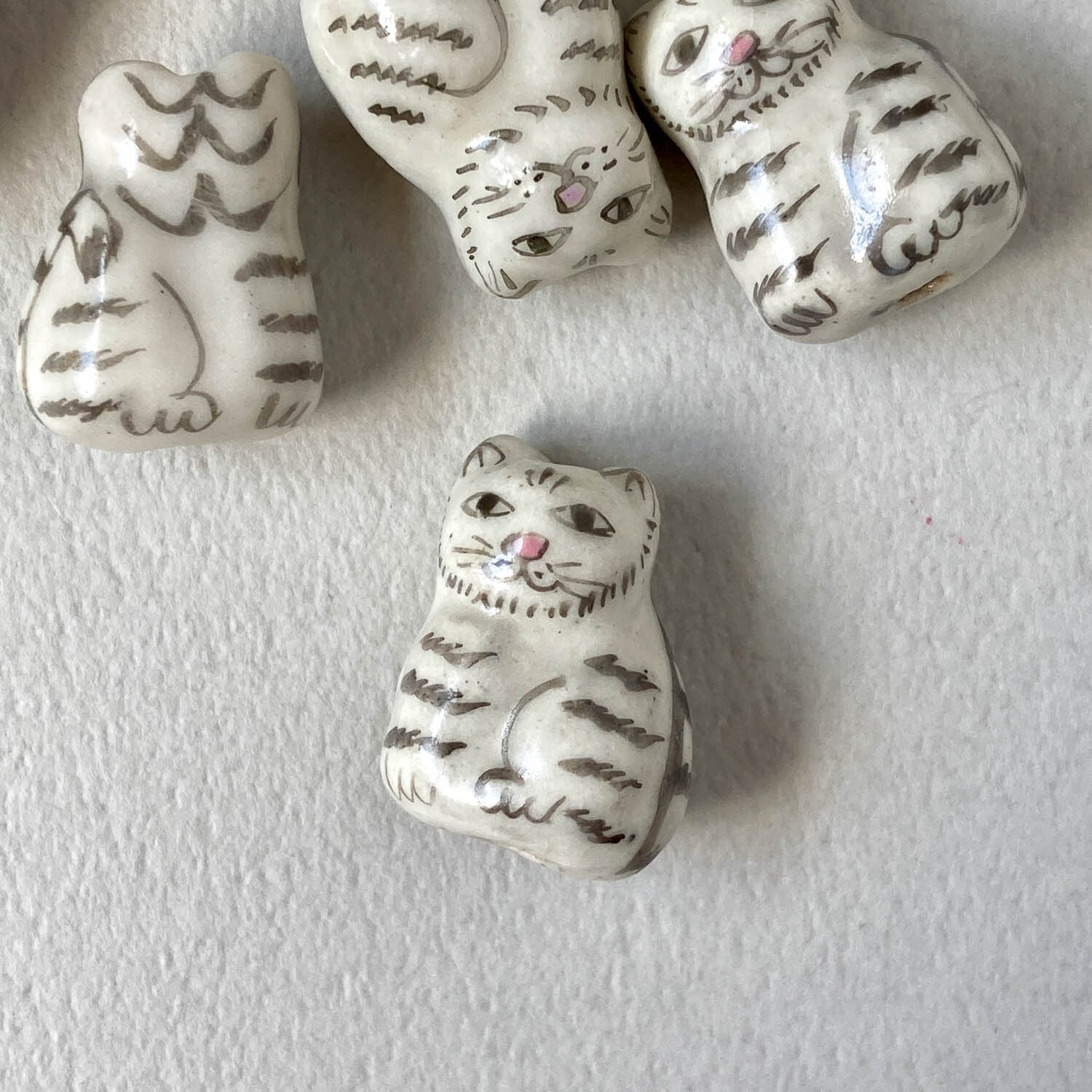 銅製置物 ねこ | Dua-アクセサリーパーツショップ