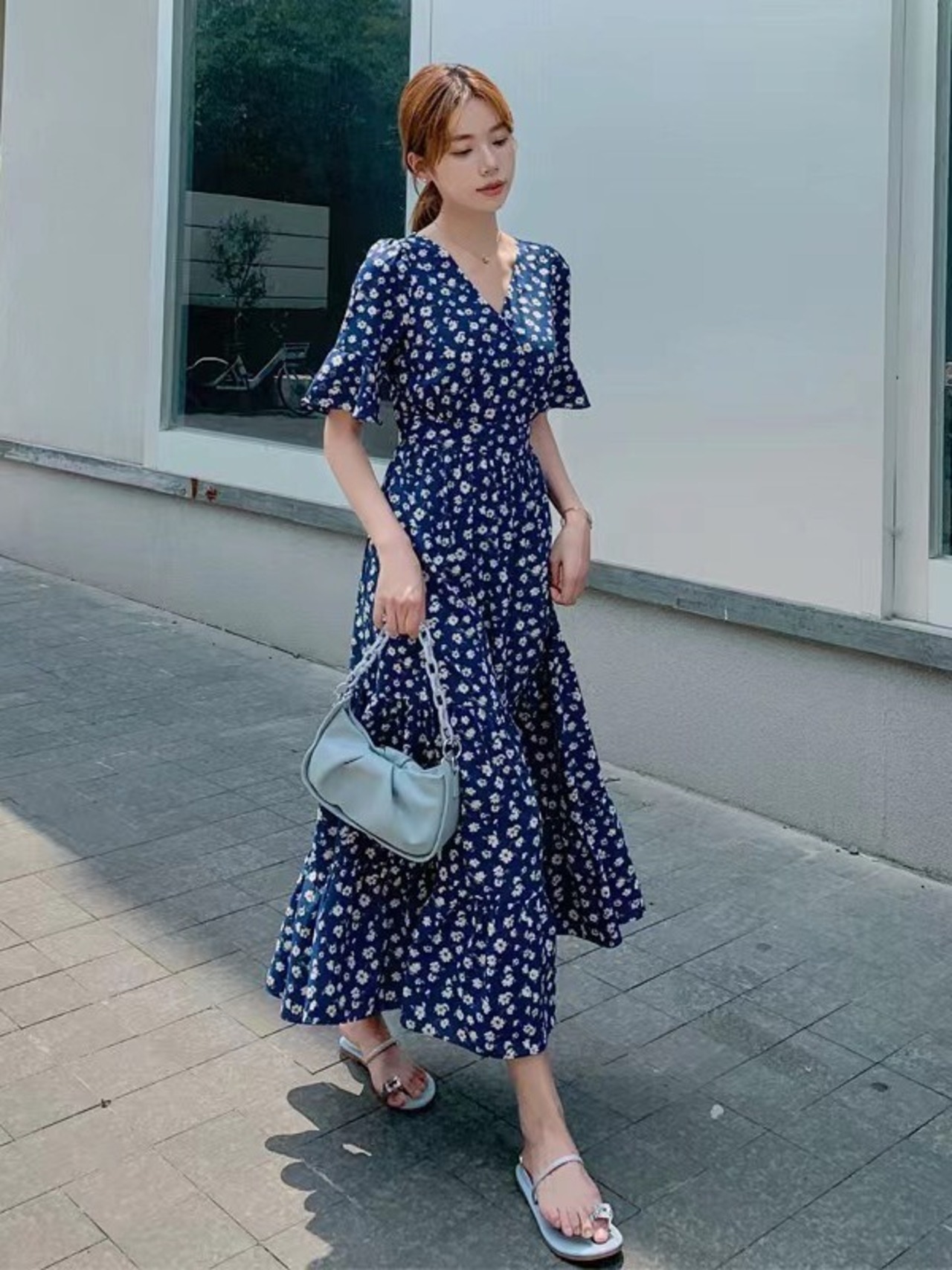 フローラルVネックロングワンピース D1340