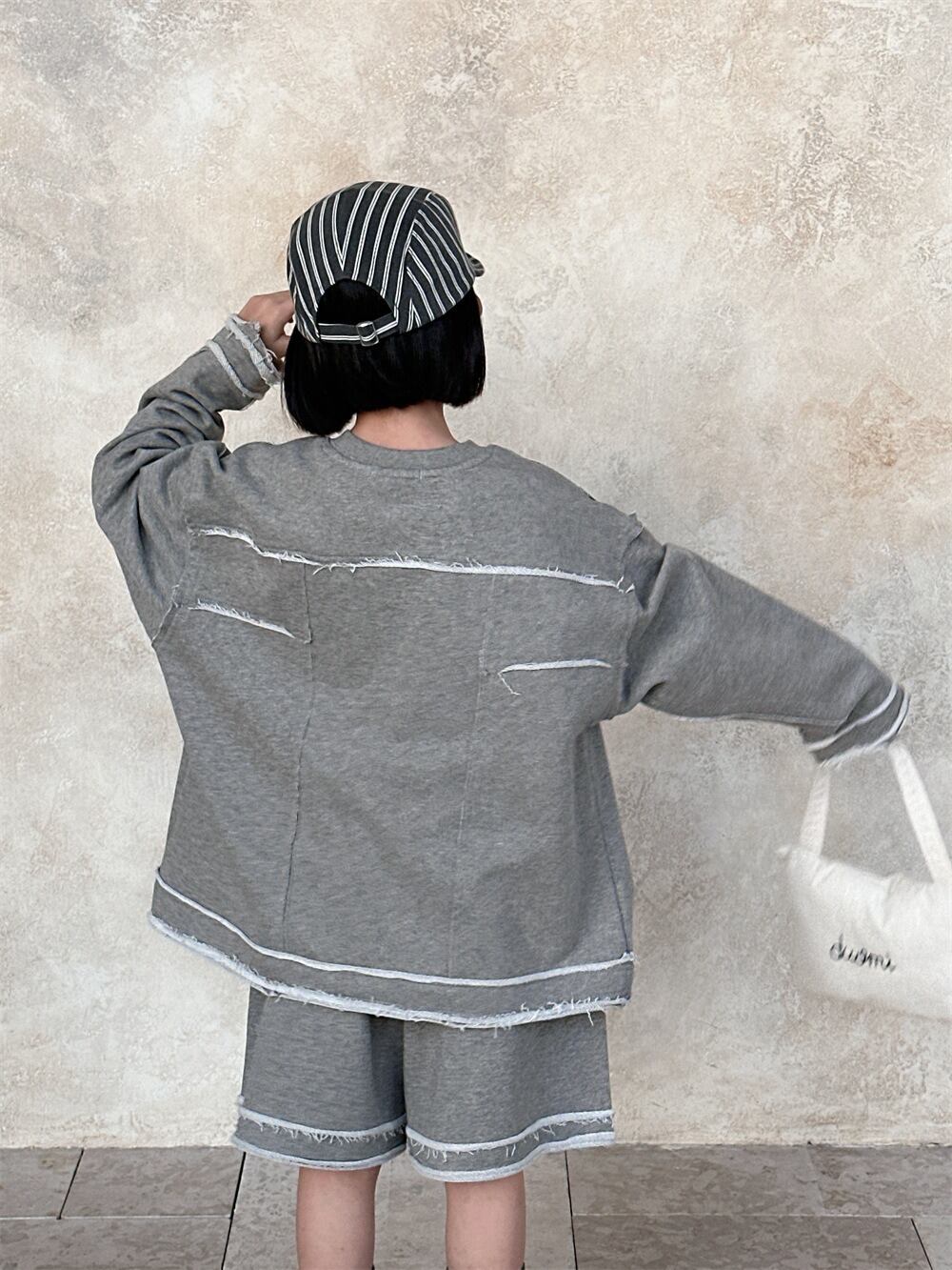 取寄》カットオフローエッジスウェットセットアップ （グレー） XDJK