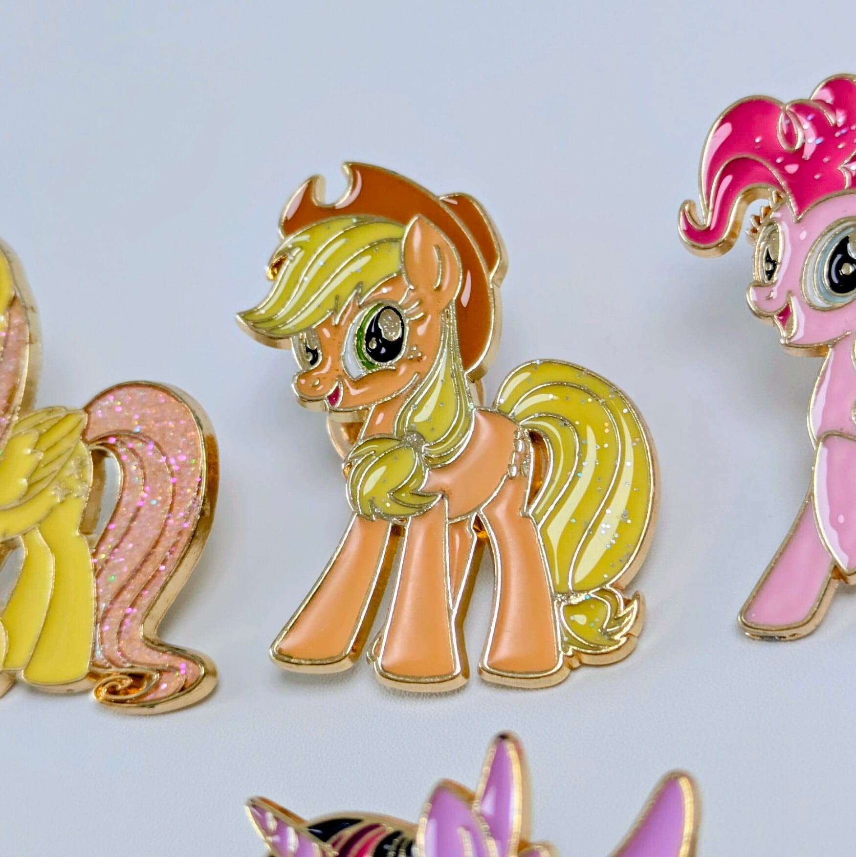 送料無料！ ★ピンズ PINS★ピンバッジ 【 My Little Pony（マイリトルポニー ) 】単品『 アップルジャック 』〚アメリカン雑貨 アメトイ〛