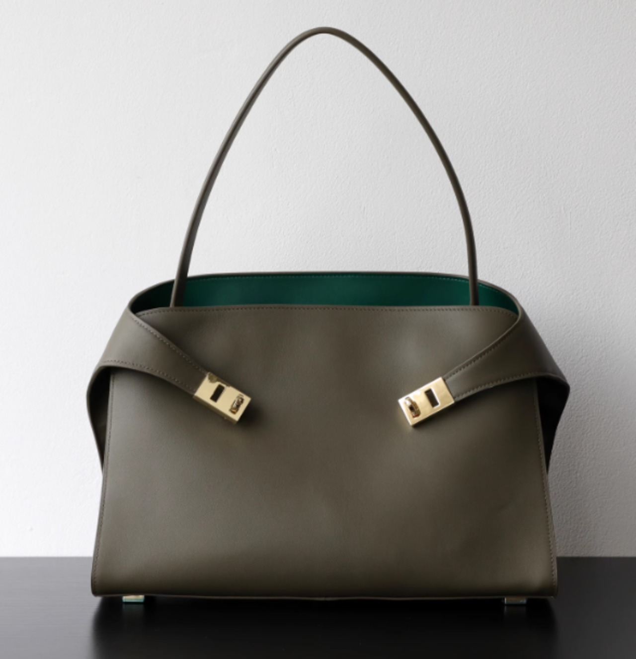 牛革トートバッグ