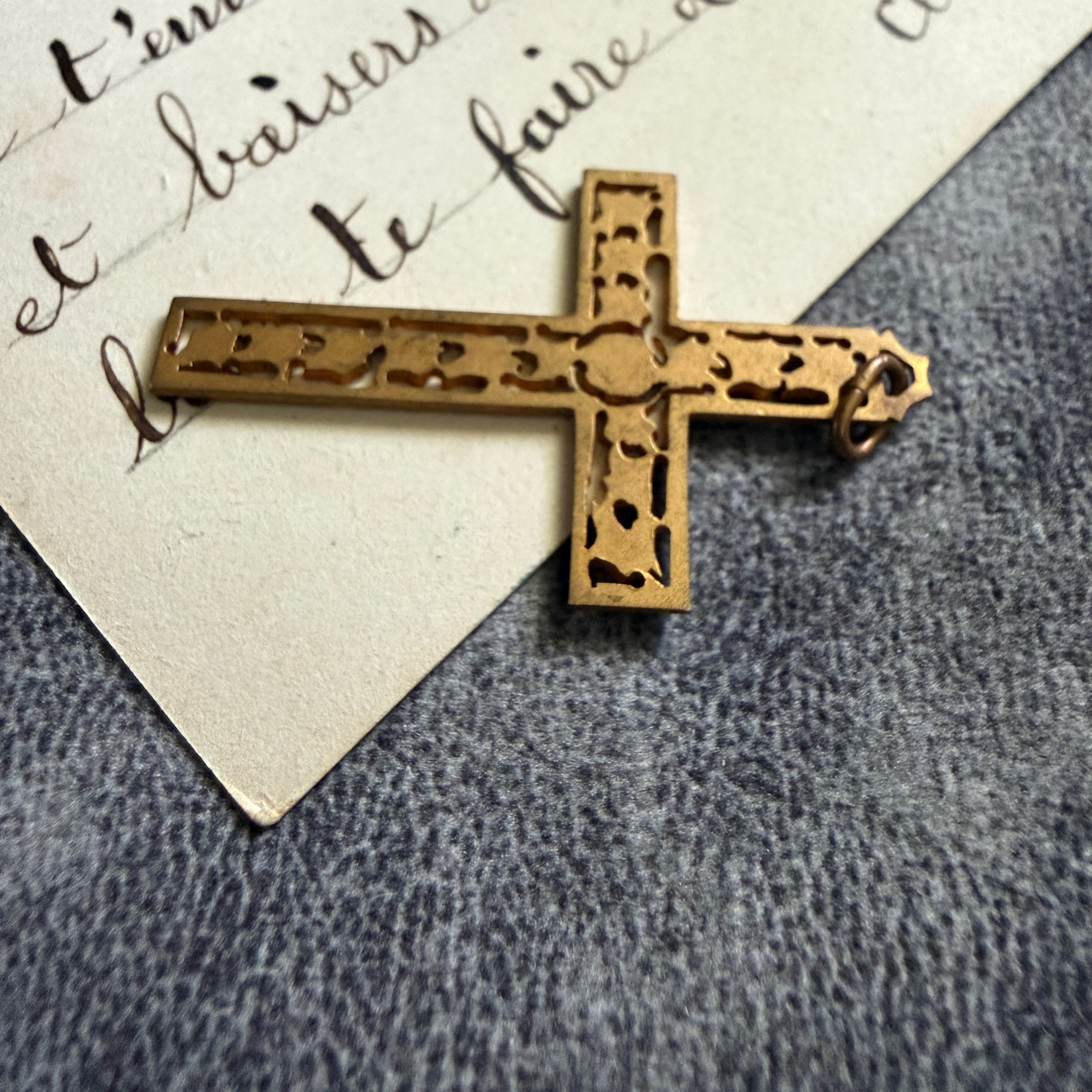 極稀少品　19世紀　真鍮製　聖遺物クロス　キリスト教　アルマクリスティ　受難遺物 希少【Eternal Ivy Cross】 | Antique medaille Mary