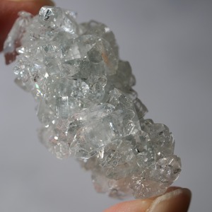 ダイアモンド アポフィライト / 原石 標本