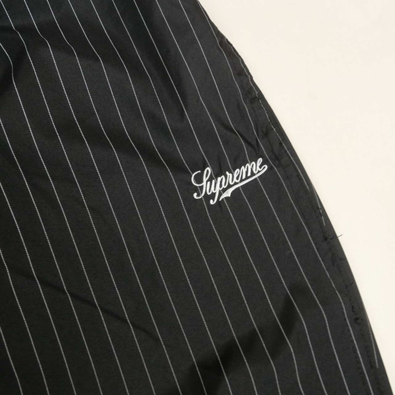 Size【M】 SUPREME シュプリーム 24AW Reflective Pinstripe Track 