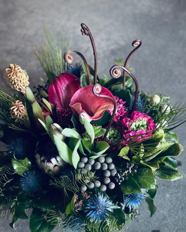 Seasonal Arrangement / L