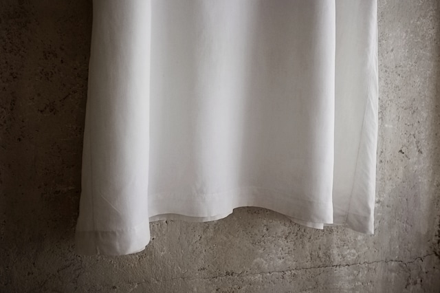 フランス 1900s リネン 植物的心臓と植物的弓矢とクピド的ワンピース  アンティーク