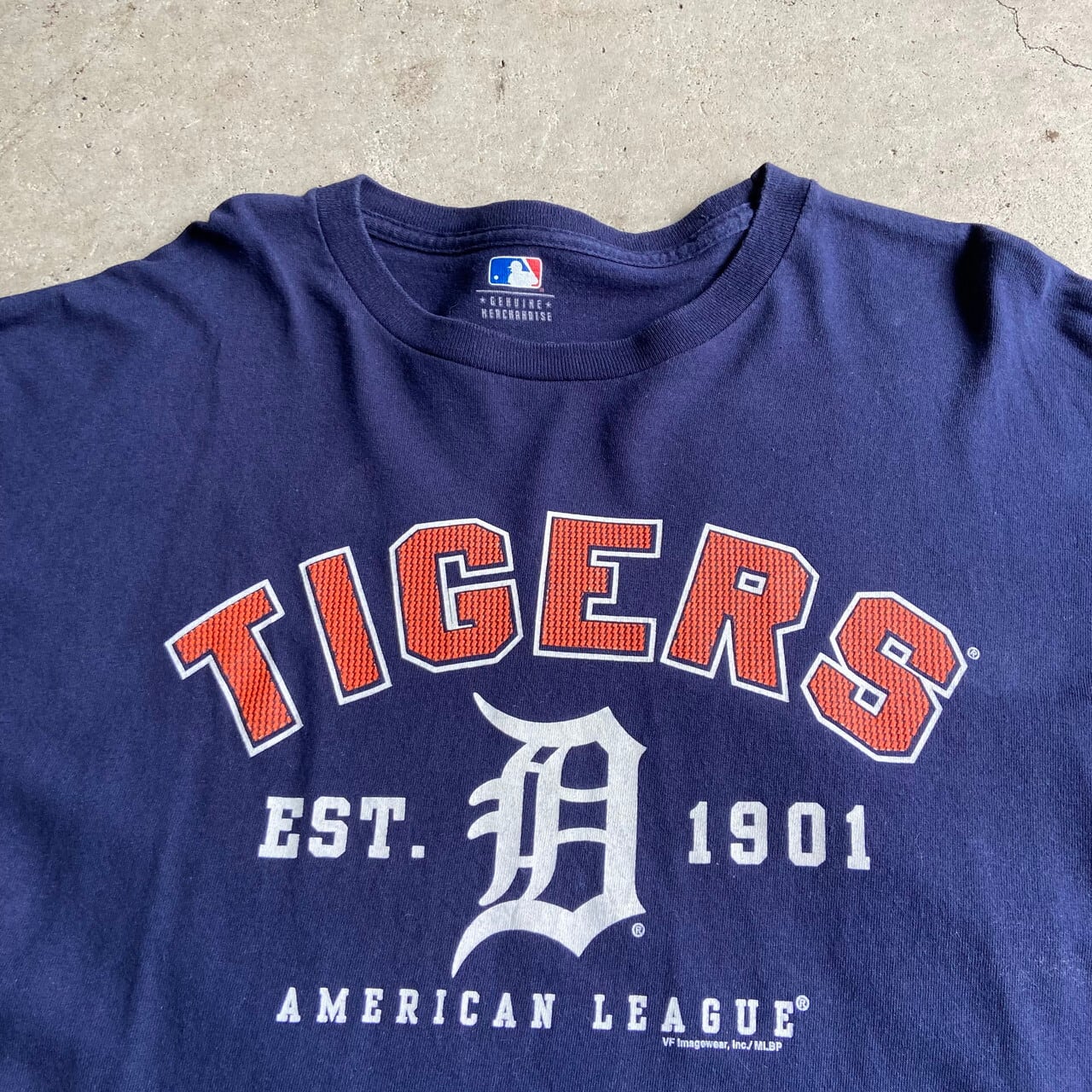 MLB デトロイト・タイガース チームロゴプリント 長袖Tシャツ メンズXL相当 古着 メジャーリーグ DETROIT TIGERS ネイビー 紺色  ロンT 袖プリント【ロングTシャツ】【SA2204】【PD20】【3anniv】 | cave 古着屋【公式】古着通販サイト