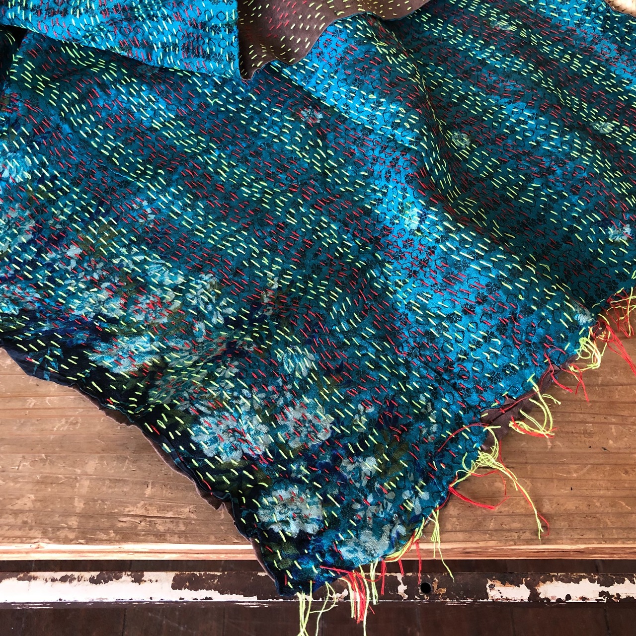 リサイクルサリーのカンタショール 小09 インドの手仕事布 Mulaセレクト