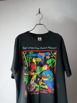 90’s USA Made “Key Largo Bay Beach Resort” Birds of Paradise Art T-shirt