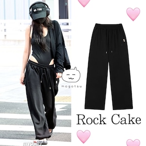★BLACKPINK ジェニー 着用!!【ROCKCAKE】Applique R Pocket Jogger - Black