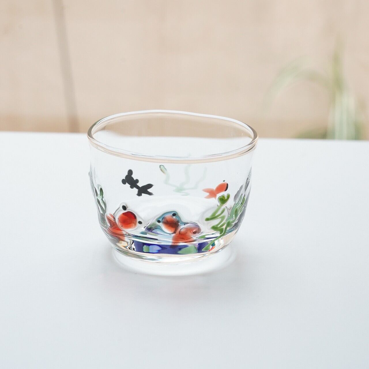 竹川久仁子】耐熱ガラス 金魚ぐい吞み T-14-C | ろにせら ギャラリーと