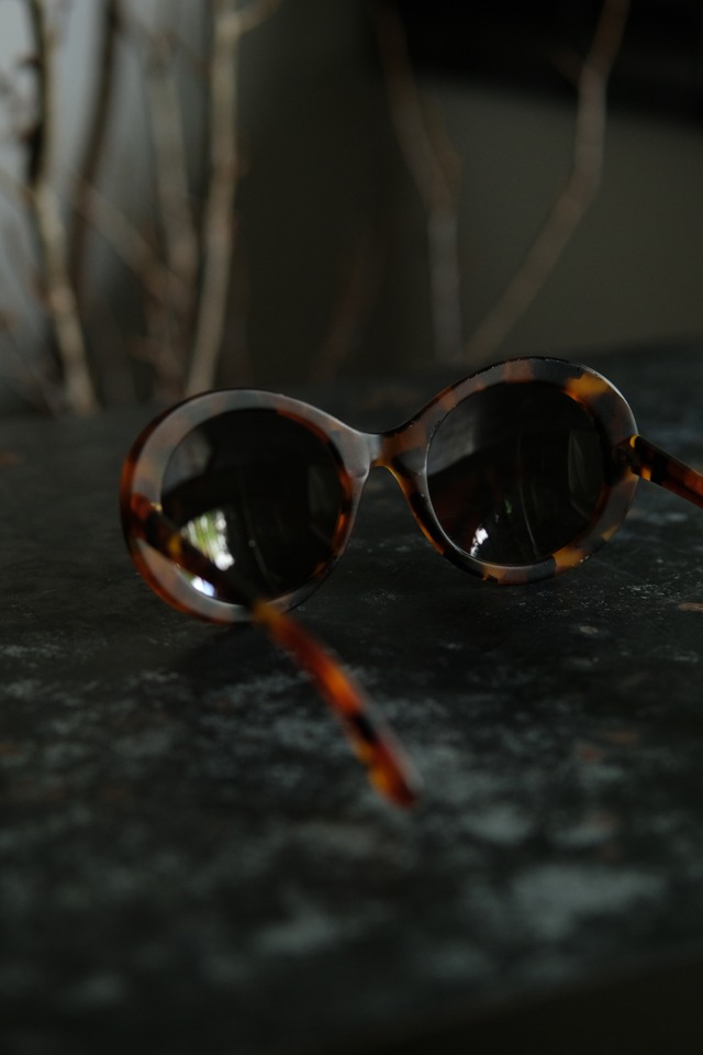 IORI／"BOTTEGA VENETA" sunglasses