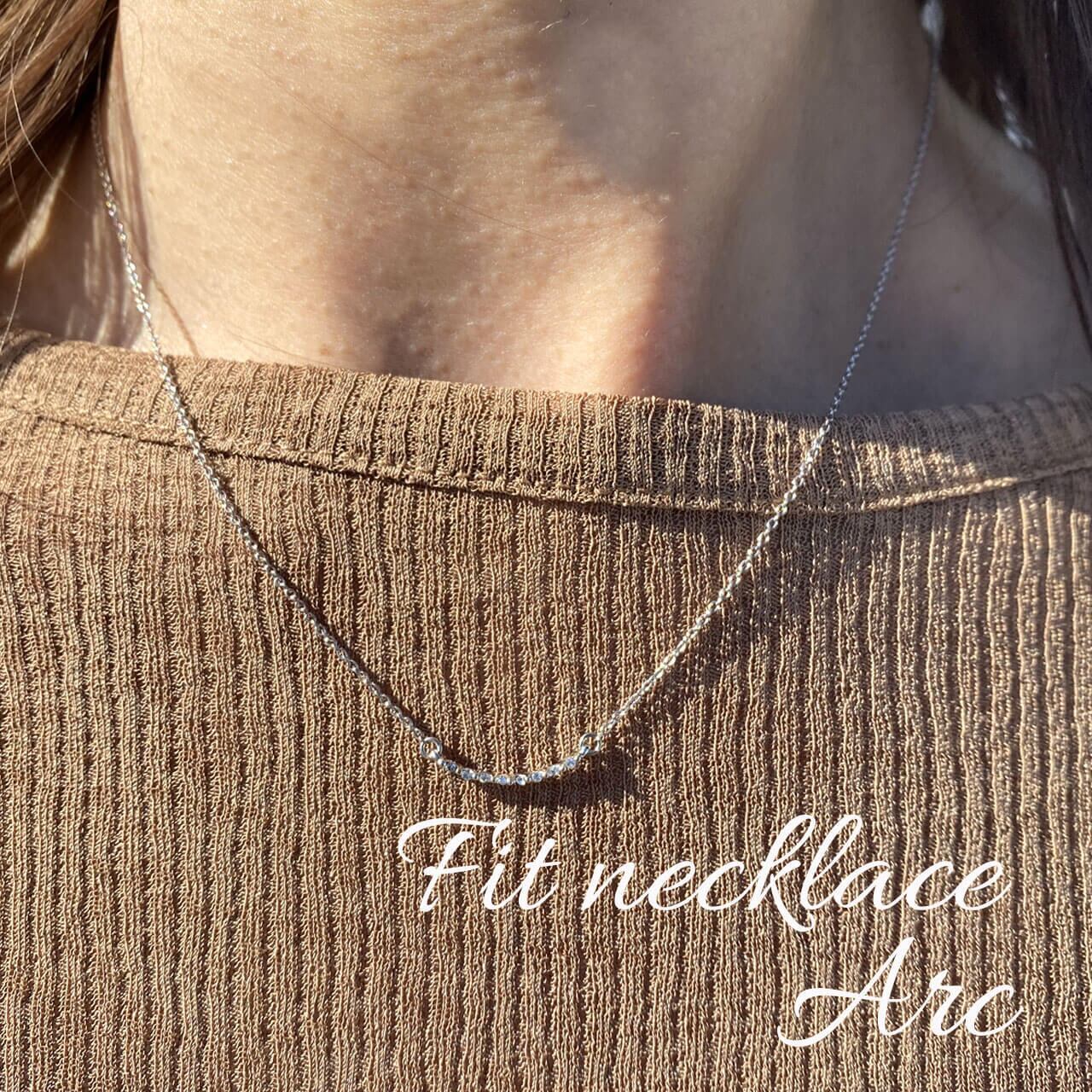 フィットネックレス：アーク | RBN(アールビーエヌ)