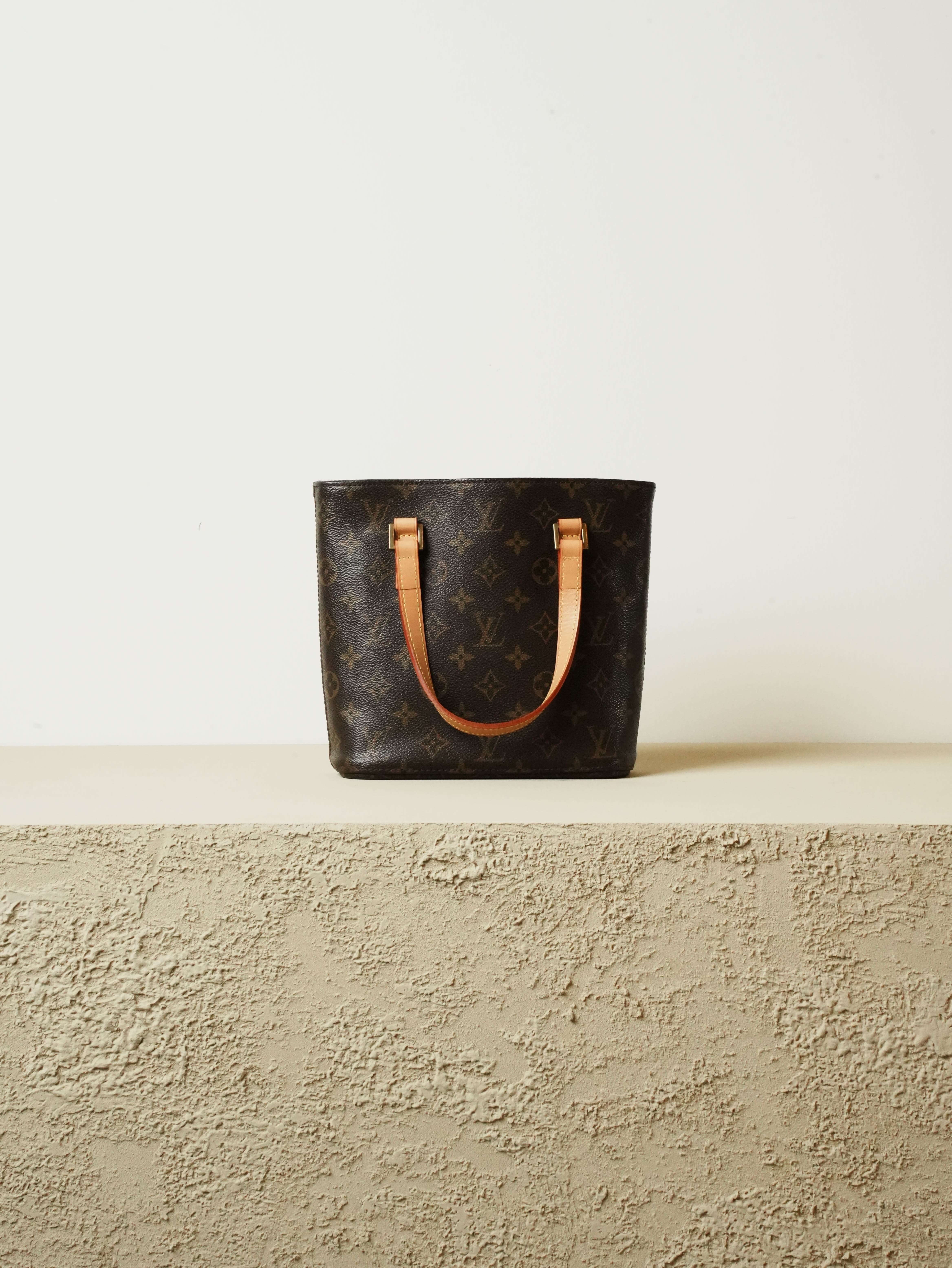たま】 ルイ・ヴィトン ハンドバッグ ヴァヴァンPM 楽天市場