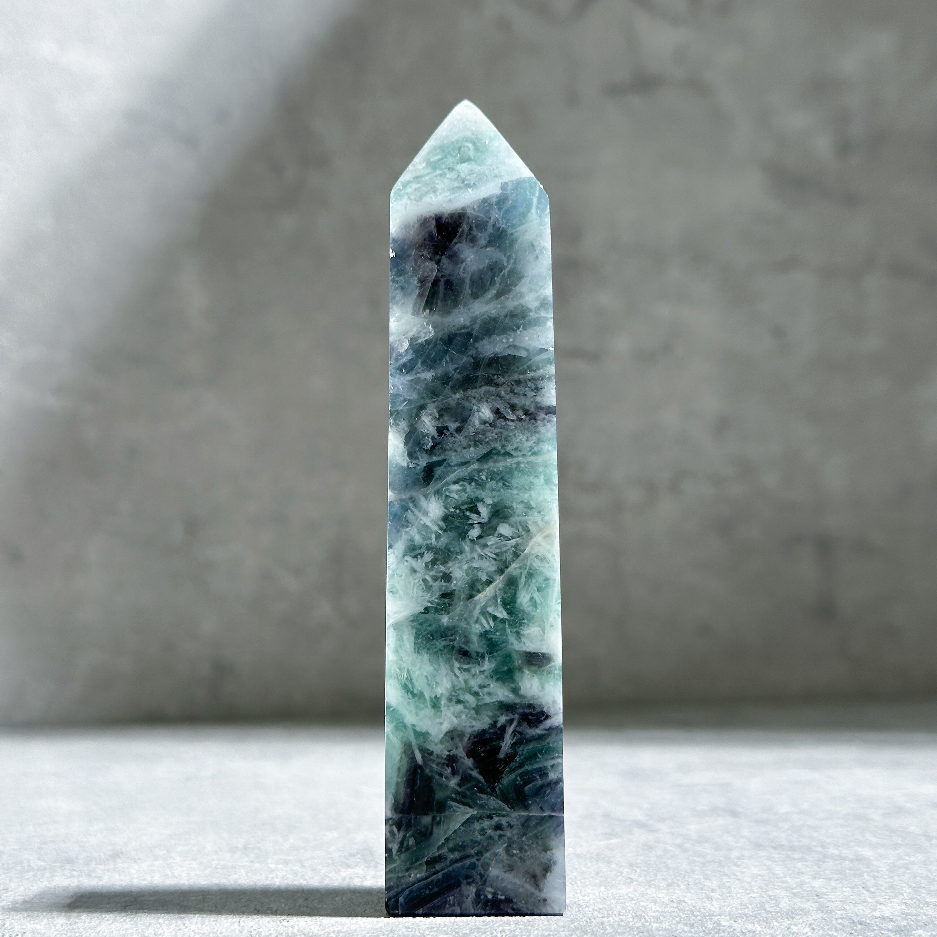 エンジェルフェザーフローライトタワー型43◇ Angel Feather Fluorite ◇天然石・鉱物・パワーストーン