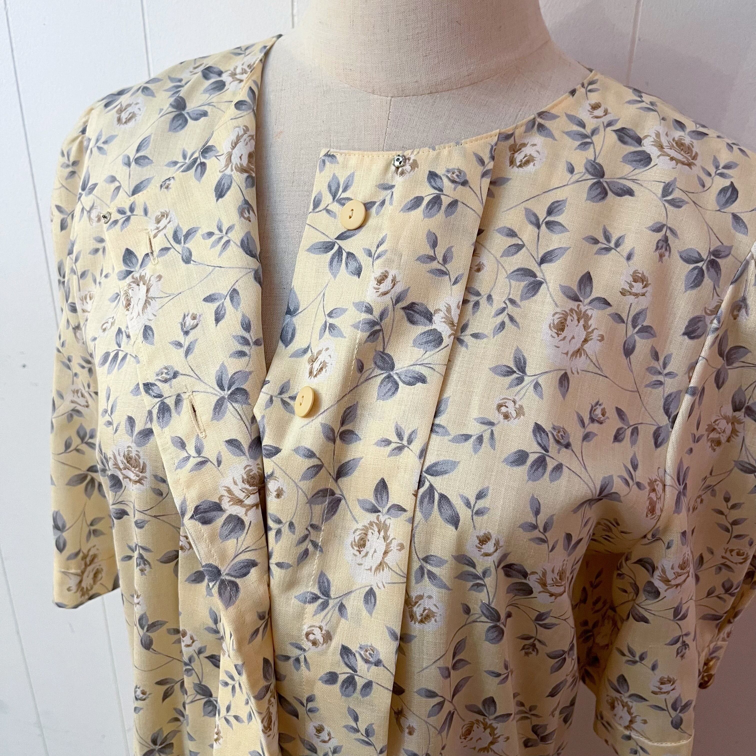 yellow white rose flare one-piece