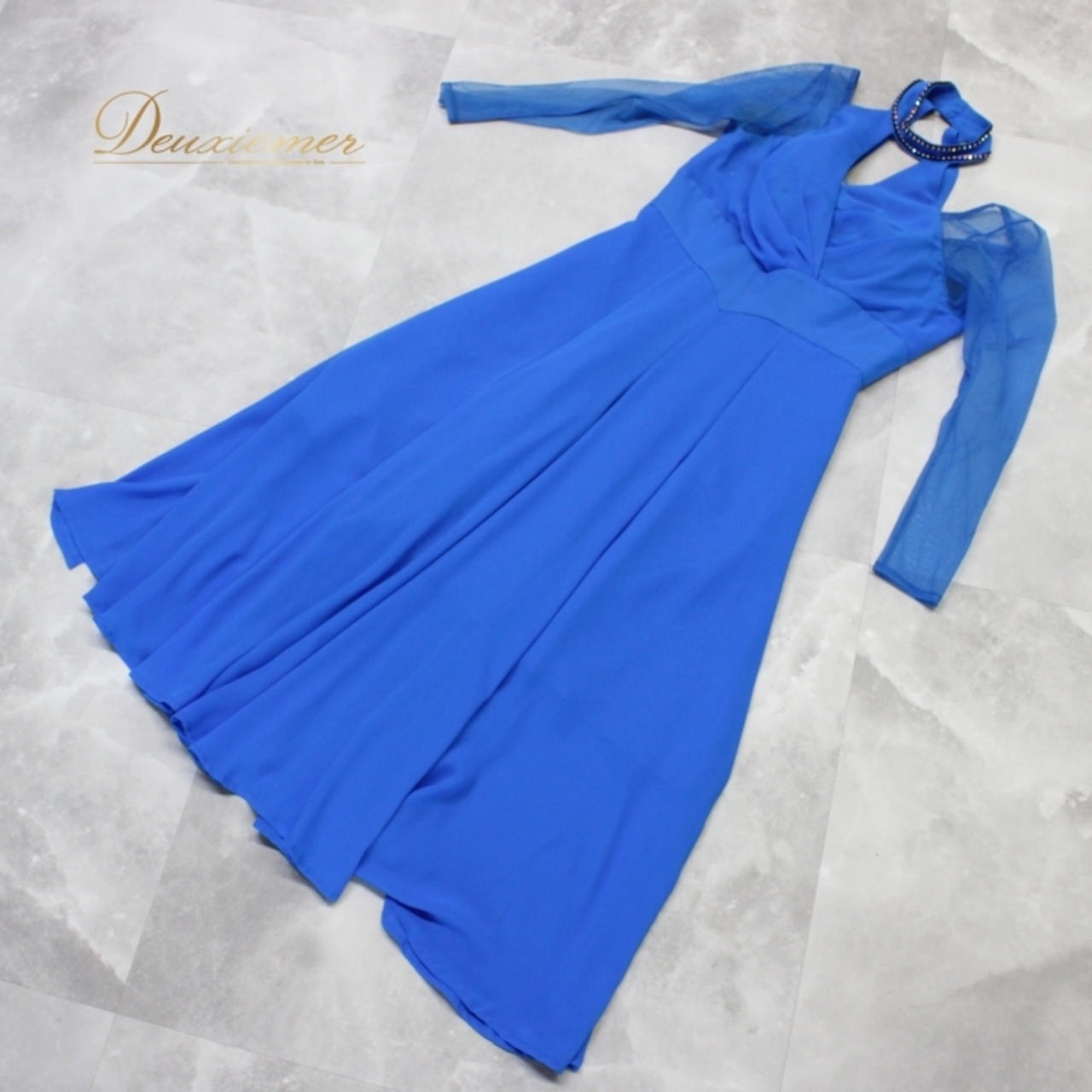 社交ダンス 衣装 スタンダード ドレス ワンピース パーティ衣装 女性用 レディース オールシーズン 青 Scarlet スカーレット ブルー系 レース 無地 スリット フォーマル 鮮やか 上品 シンプル セクシー 高級感 対応サイズM パーティーコスチューム ダンス衣装 ステージ衣装 発表会 結婚式 ディスコ 講演会 ダンスパーティ 衣装選び きれい エレガント コーディネート ディテール