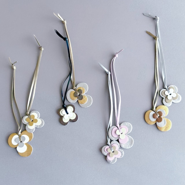 【各1点商品チャーム】パンジー&クローバー バッグチャーム