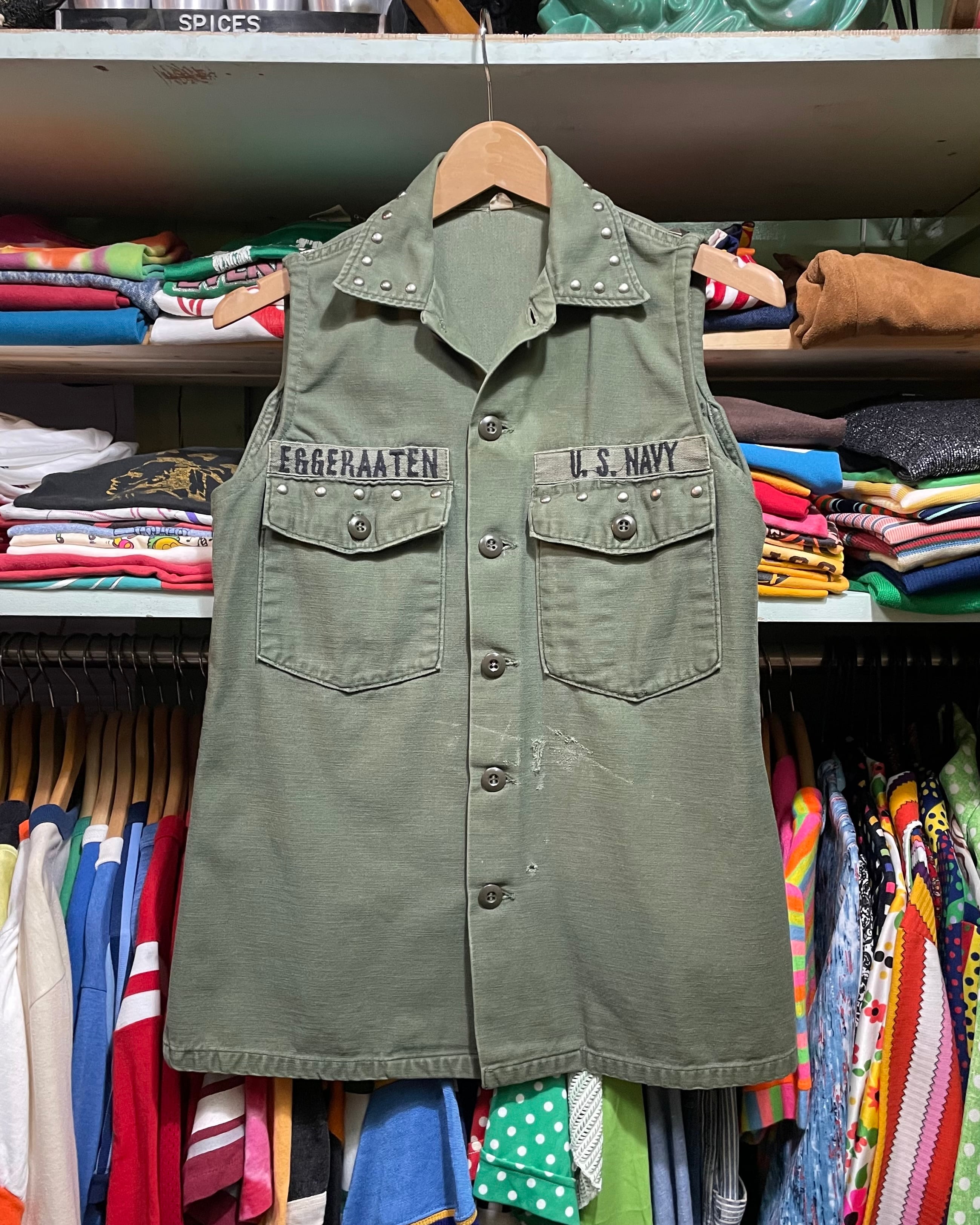 71's U.S NAVY no sleeve studs shirt (beady clothing)