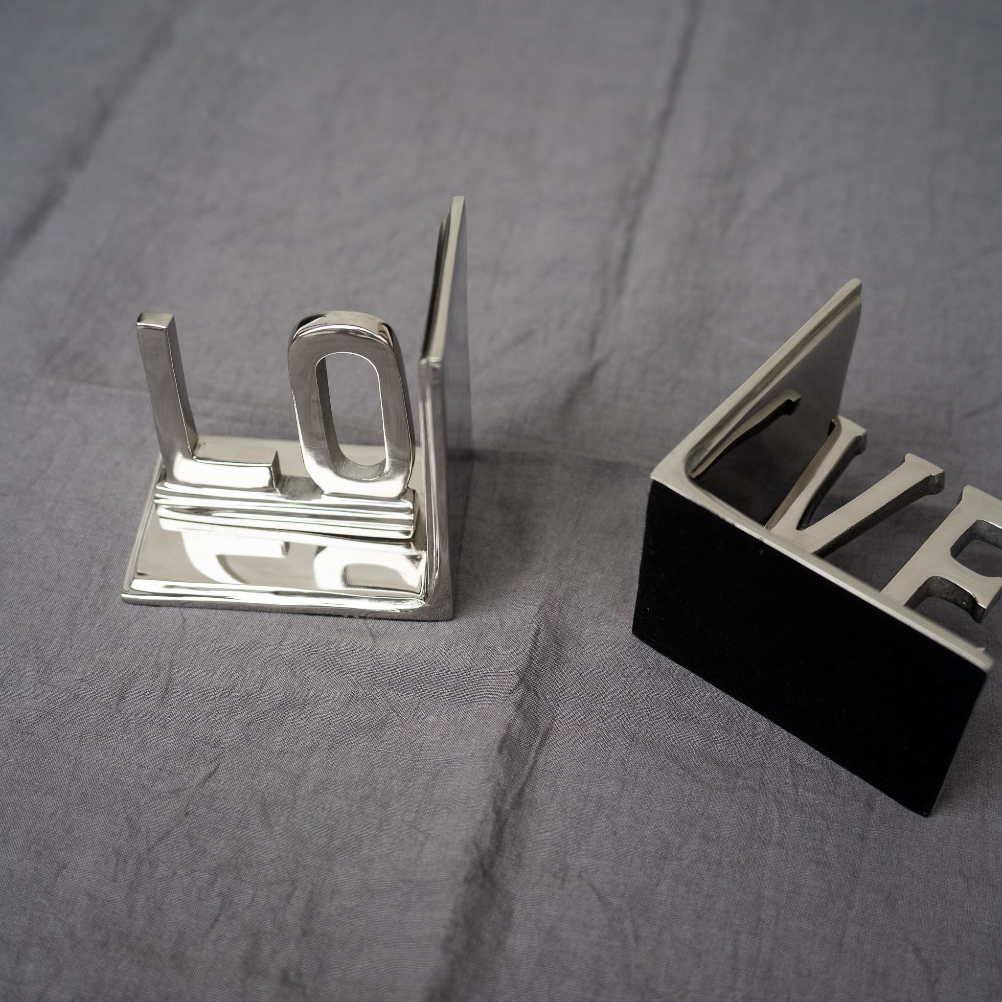 ブックエンド LOVE | Factorial a shop