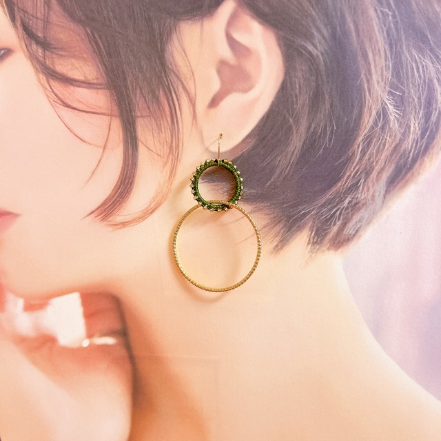 2連フープピアス【ゴールド×モスグリーン】