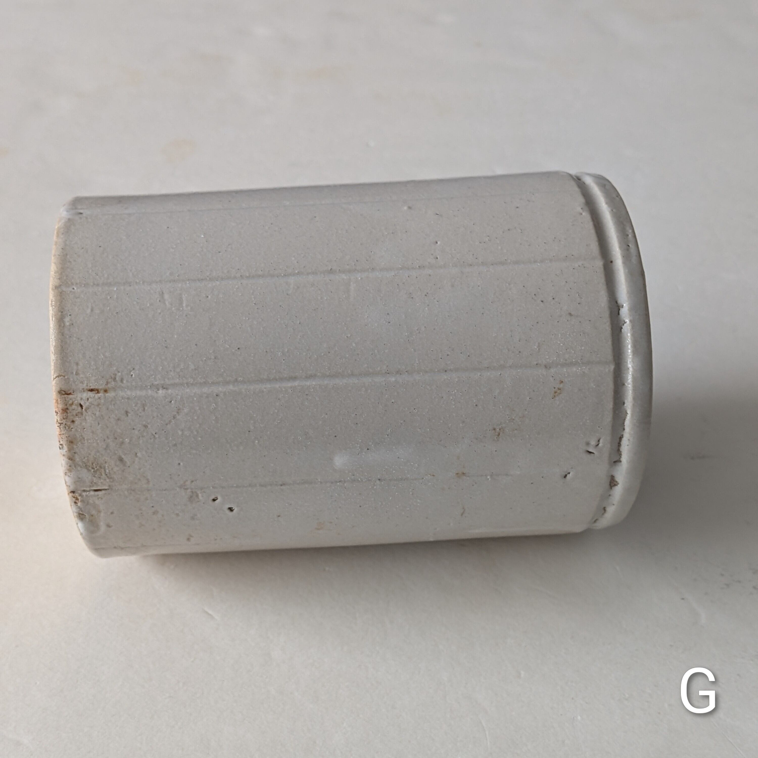 ENGLAND ANTIQUE JAM POT 