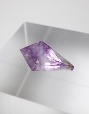 Amethyst Faceted - a05