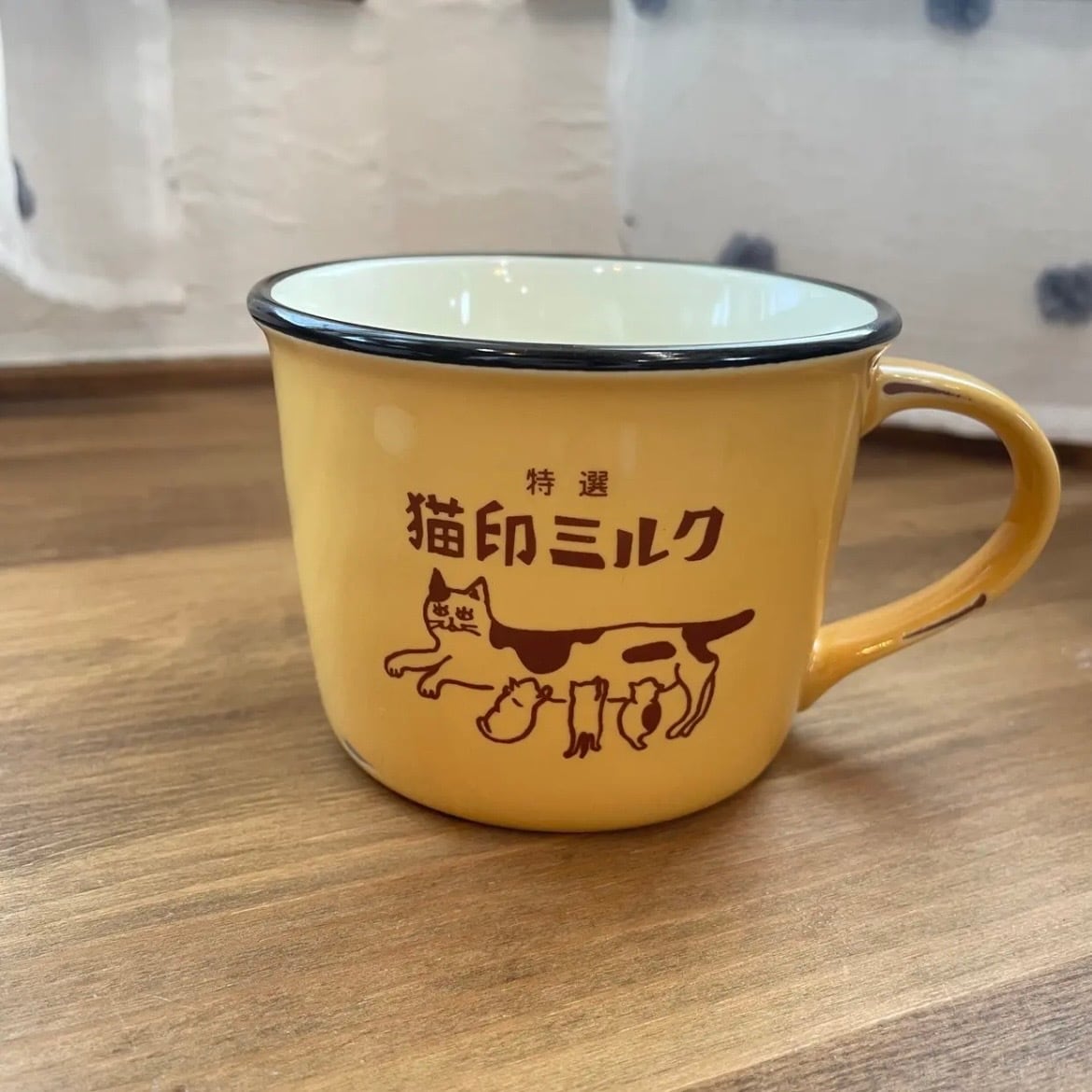 猫印ミルク｜マグカップ｜星羊社｜ 美濃焼 猫 ねこ ネコ 猫雑貨 猫グッズ かわいい  プレゼント 贈り物 おうち時間 おうちカフェ