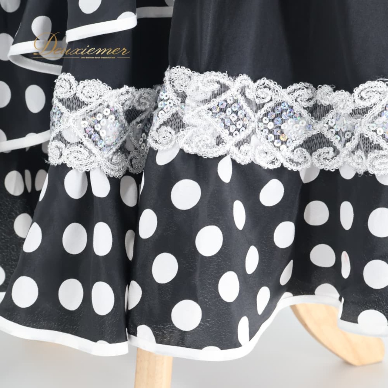 フラメンコ 衣装 prima boutique プリマブティック ファルダ スカート ブラック系 ホワイト系 黒 白 ボランテ フリル 水玉 ドット ダンス パーティ 発表会 レディース 舞台衣装 ステージ衣装 発表会衣装 ダンス衣装