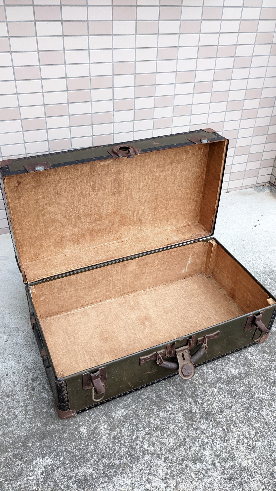 Vintage Container MetalCase TrunkCase Box ContainerBox Antique 