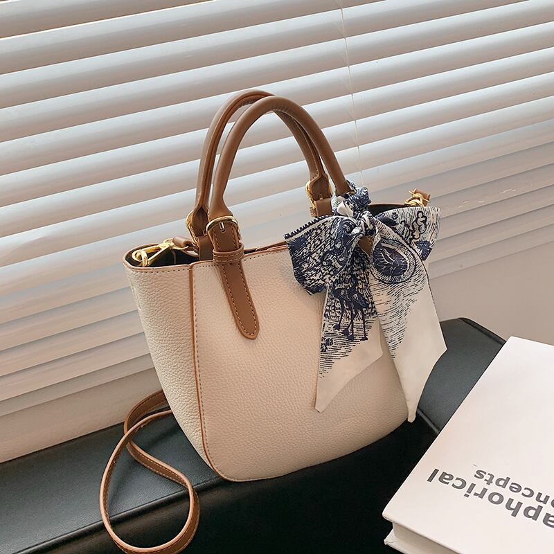 レッドスタンダードサマースタイル レトロ 夏物 メッセンジャーバッグ 手作りハンドバック49868867921