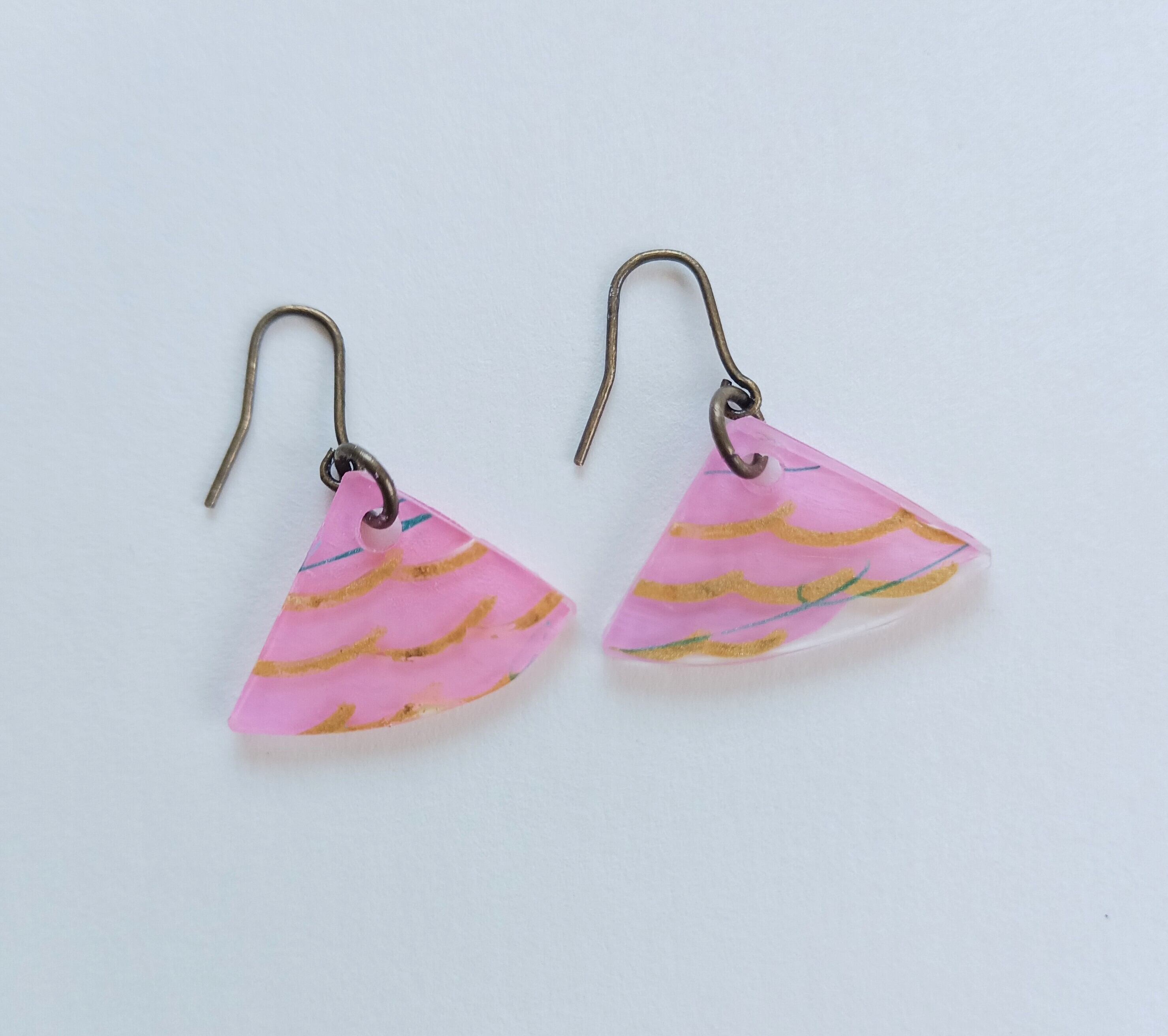 カケラ　揺れるピアス　「モヨウ」