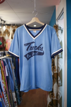 Vintage 2tone blue game tee shirt