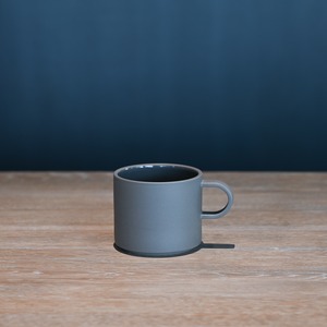 《HASAMI PORCELAIN ORIGINAL 【Mug Cup Small/Dark Gray】》| HASAMI PORCELAIN