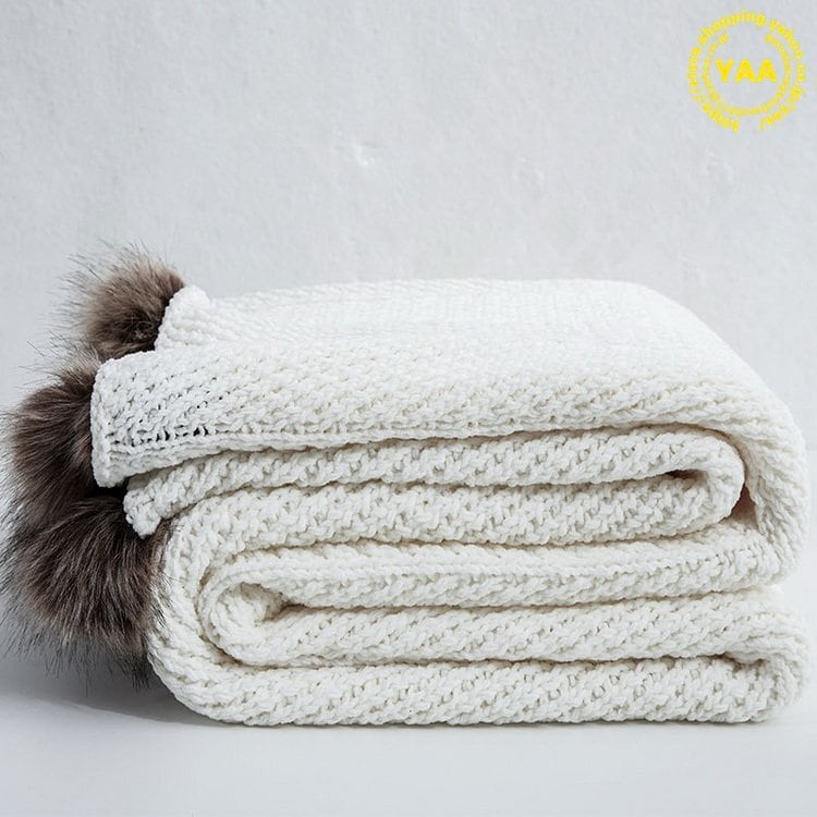 ブランケット ニットブランケット ポンポンつき 裏面ボア付き 暖かい