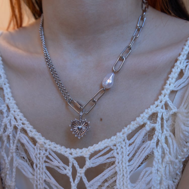 Bense韓国のとげ愛心パールネックレス