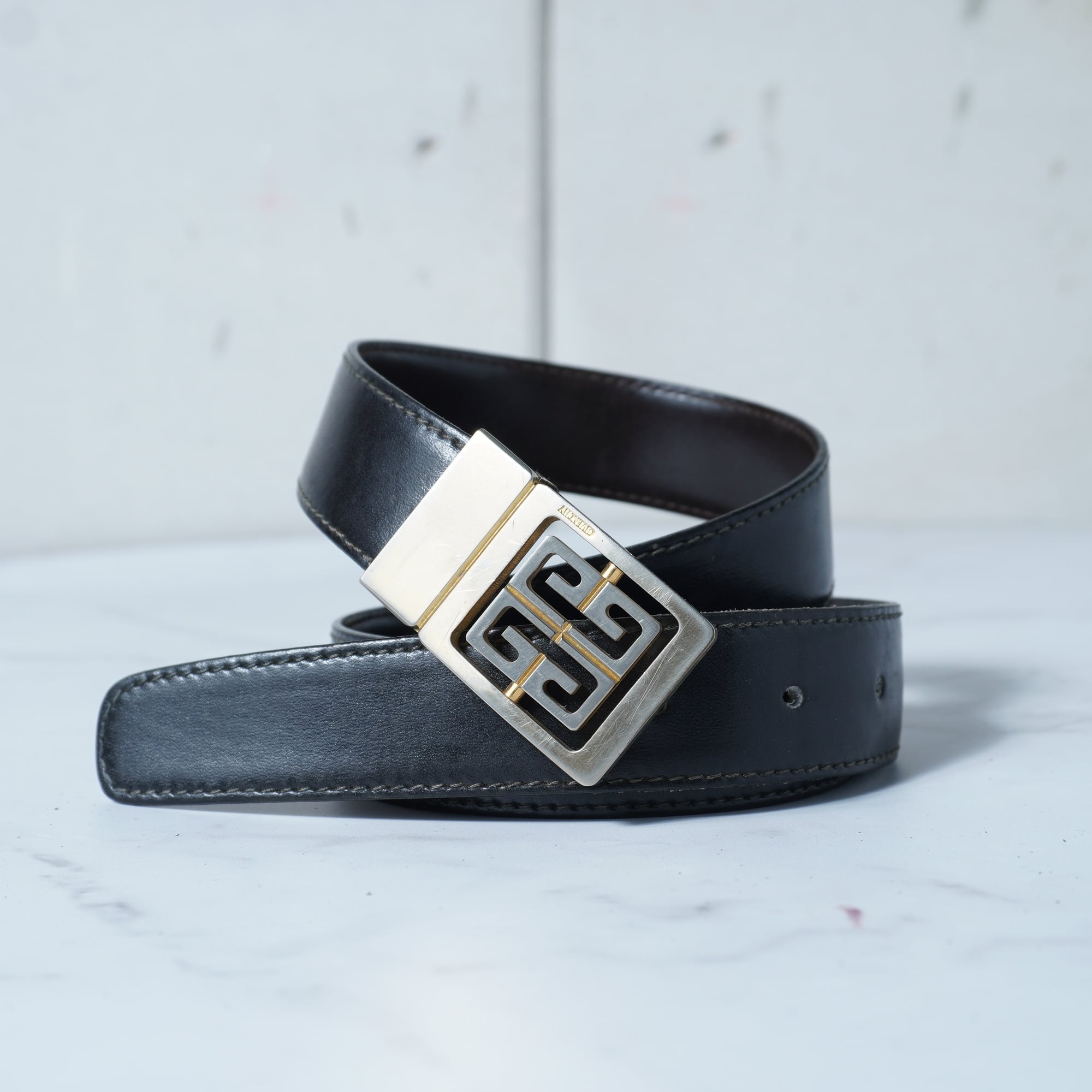 GIVENCHY】ジバンシー 4Gロゴゴールドバックルレザーベルト black