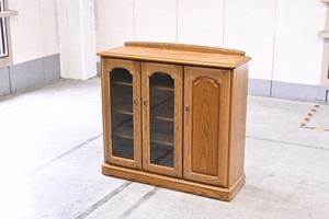 高梨産業 ROBIN「オークランド」食器棚 楢材 収納 キャビネット ガラス扉 カントリー ナチュラル オーク材【中古家具/中古インテリア/USED家具ユーズド家具/リサイクル】