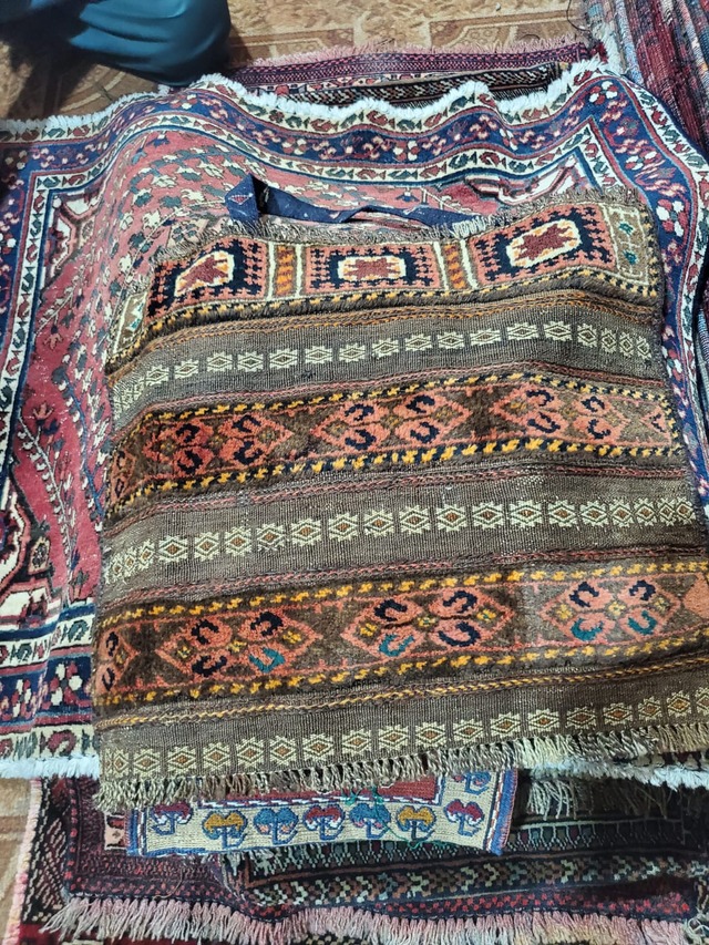 絨毯クエスト73【No.S-68】 ※現在、こちらの商品はパキスタンに置いてあります。ご希望の方は先ずは在庫のご確認をお願いします。