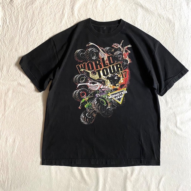 MONSTER JAM "WORLD TOUR '17" TSHIRT TEE Tシャツ モンスタージャム 古着 古着屋 メンズ古着