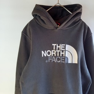 ノースフェイス　プルオーバー　スウェット　フーディー　ビッグロゴ　刺繍　黒　XL