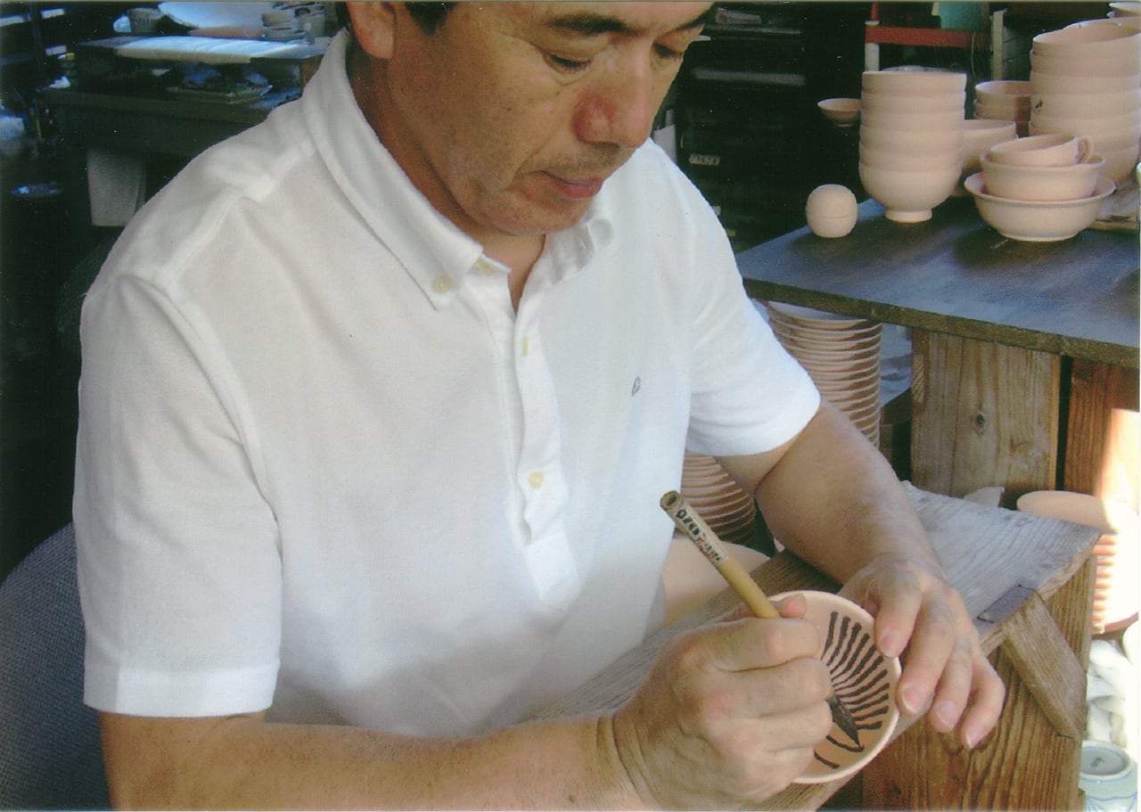 井手國博 ｜ 三方なぶり小鉢 剣先紋 ｜ 与志郎窯・有田 | にっこう生活