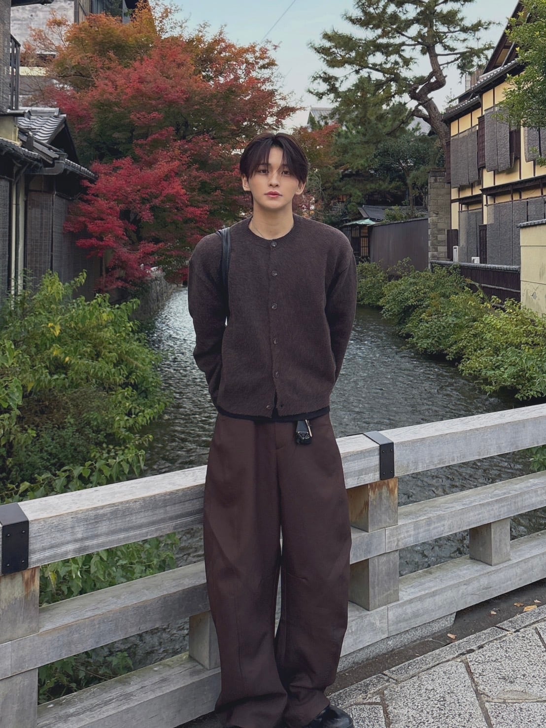 即納】RADIANT Cropped round cardigan | 韓国ファッション セレクト