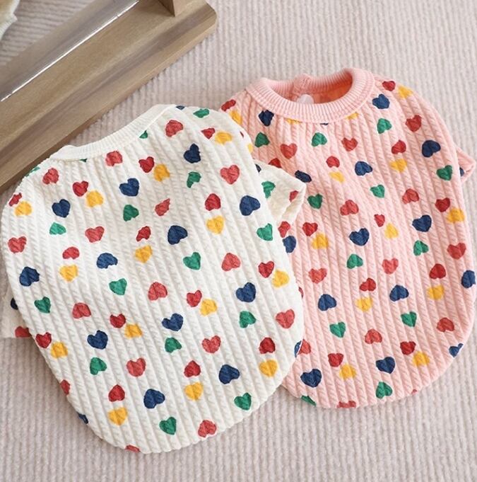 ドッグ 犬 ドッグウェア 室内着 ジャケット アウター セーター スリム 袖付き カラフル ハート かわいい きれいめ シンプル カジュアル ラフ ルーズ 個性的 かっちり ラブリー キュート プリンセス フェアリー プレッピー シンプル フレンチ シック ハート柄 夏 サマーシーズン 夏服 男の子 女の子 成犬 デート お出かけ お泊まり イベント レストラン 公園 休日 レストラン ショッピング カフェ 庭 ガーデン 散歩 ウォーキング 室内 おうち 楽ちん 定番 S M L XL 2XL